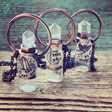 Load image into Gallery viewer, Quartz Gemstone Essential Oil Necklace