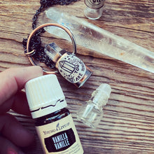 Load image into Gallery viewer, Quartz Gemstone Essential Oil Necklace