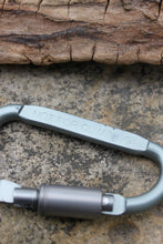 Load image into Gallery viewer, "We Love You Daddy!" Carabiner