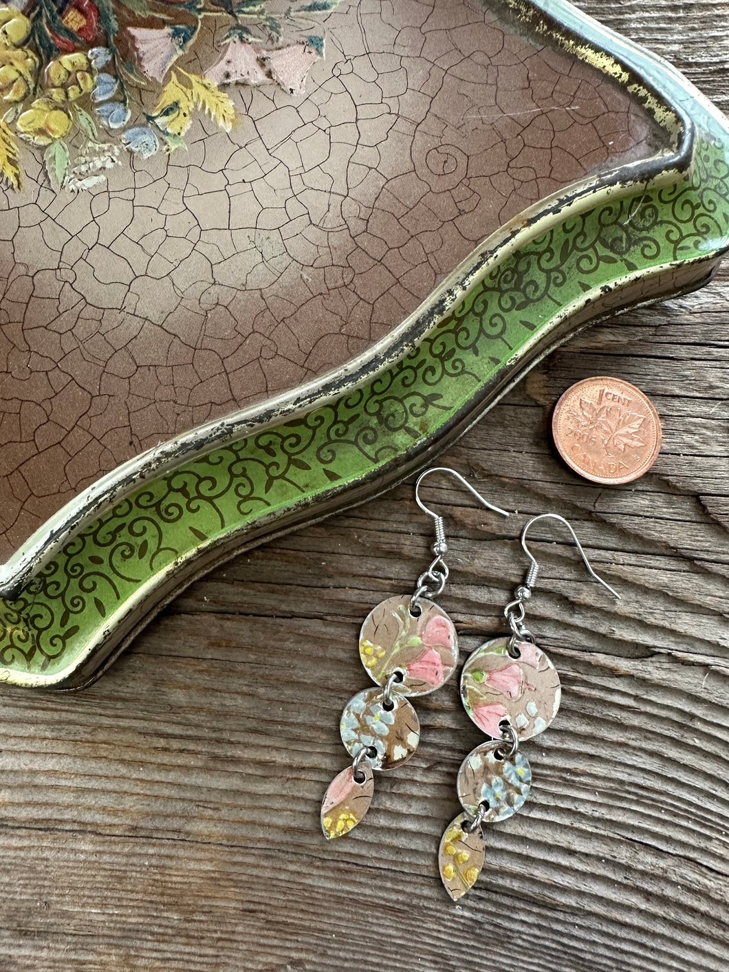 vintage tin earrings - floral drops