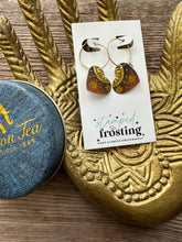 Load image into Gallery viewer, vintage tin earrings - Golden boho hearts
